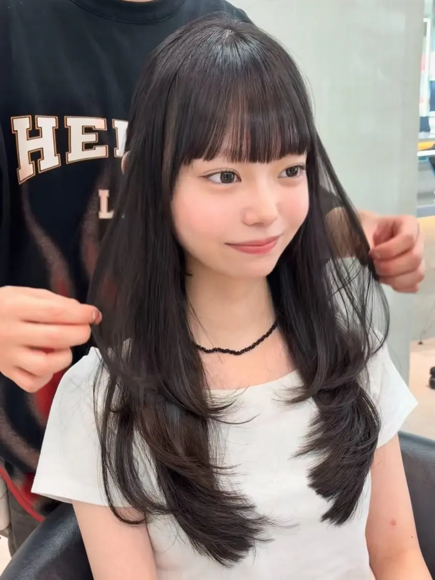 セミロング カラー ヘアアレンジ ベージュカラー ブリーチ 透明感カラー ブリーチなしカラー 髪質改善 【博多髪質改善】 吉村 清志のヘアスタイル