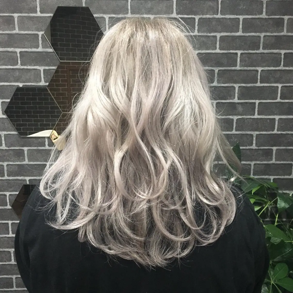 ロング カラー ブリーチ ✂︎中山竜哉✂︎ 川崎スタイリストのヘアスタイル