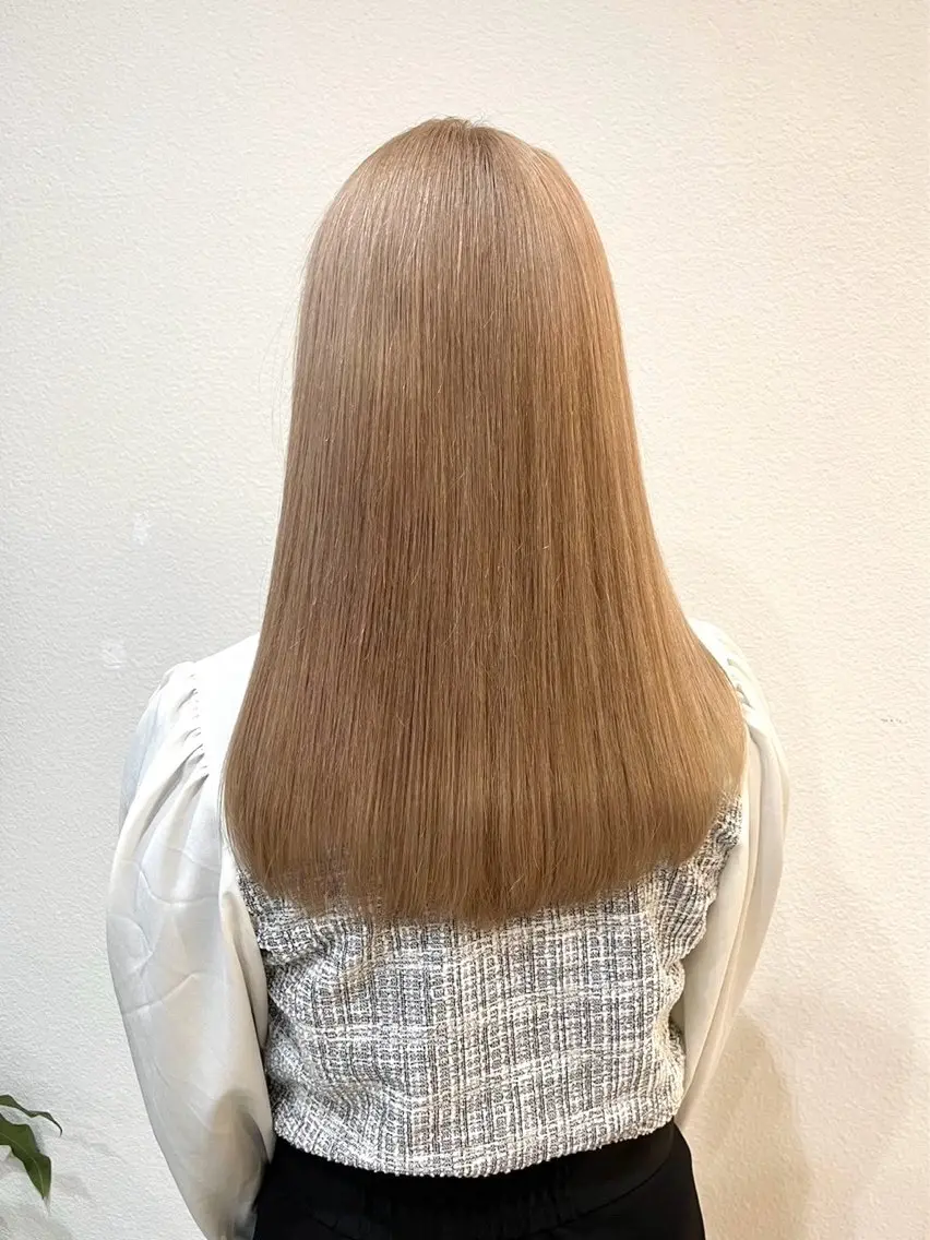 セミロング カラー カット ヘアカラー トリートメント ハイトーン/ウルフ/ レイヤー/Asukaのヘアスタイル