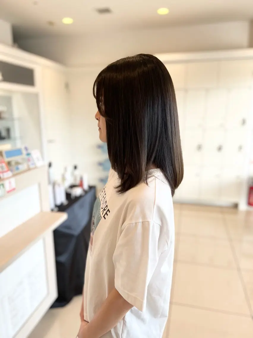セミロング カット トリートメント 金子 直樹のヘアスタイル