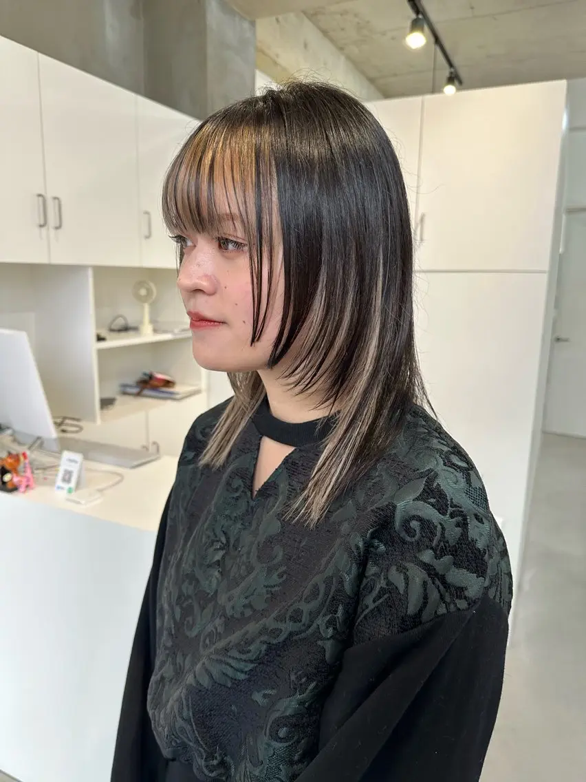 ミディアム 顔周りカット レイヤーカット カイリ /レイヤーカットのヘアスタイル