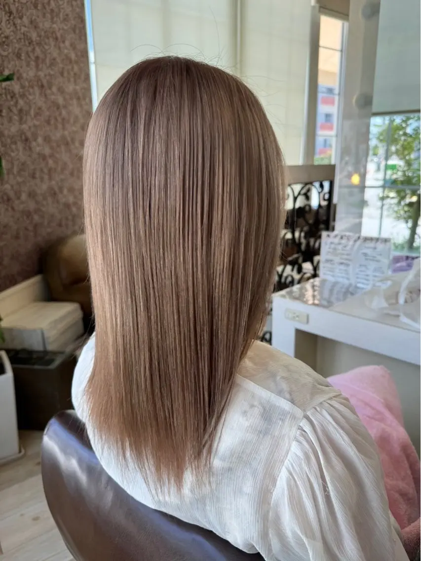 セミロング カラー ブリーチ ケアブリーチ ダブルカラー 東恩納 誠のヘアスタイル