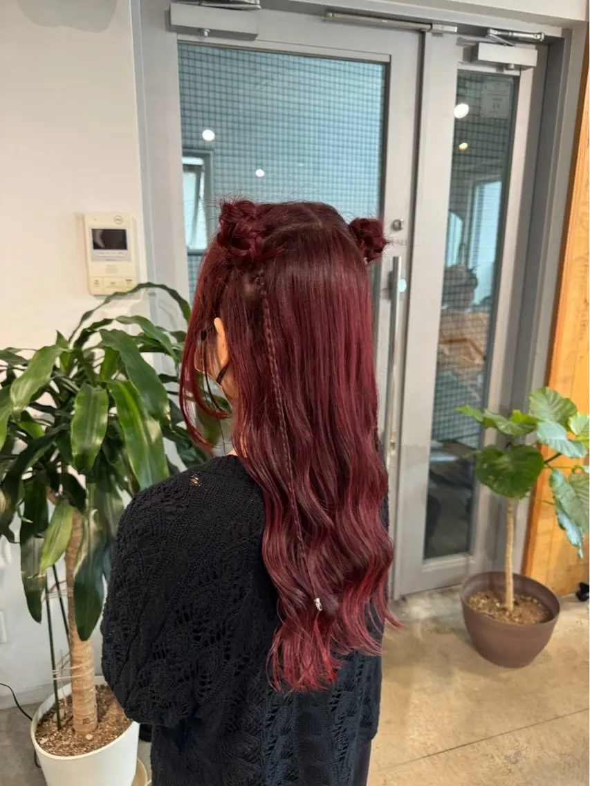 ロング ヘアアレンジ お団子ヘア ヘアセット 似合わせカラー/ ブリーチ🎀Rinのヘアスタイル