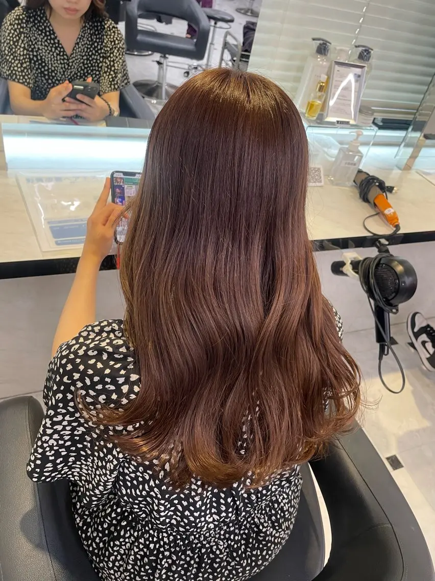 セミロング トリートメント うる艶トレンドヘア 🕊️上野BABYのヘアスタイル