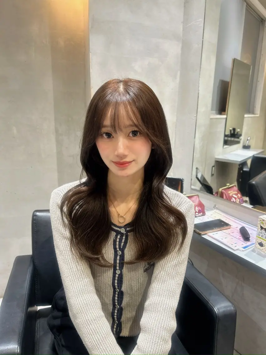 セミロング カラー カット ヘアカラー トリートメント 透明感×韓国ヘア 🇰🇷きららのヘアスタイル