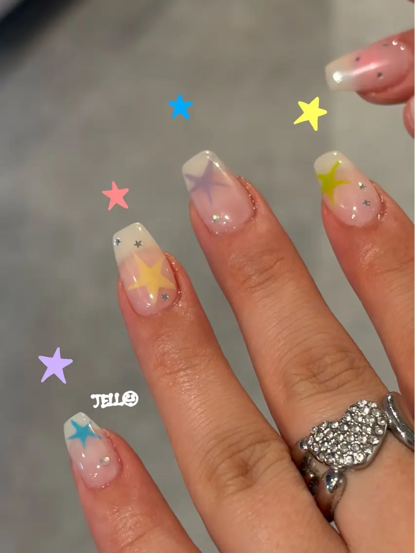 ネイル ハンドネイル もも🍑JELLO 表参道NAILのネイルデザイン