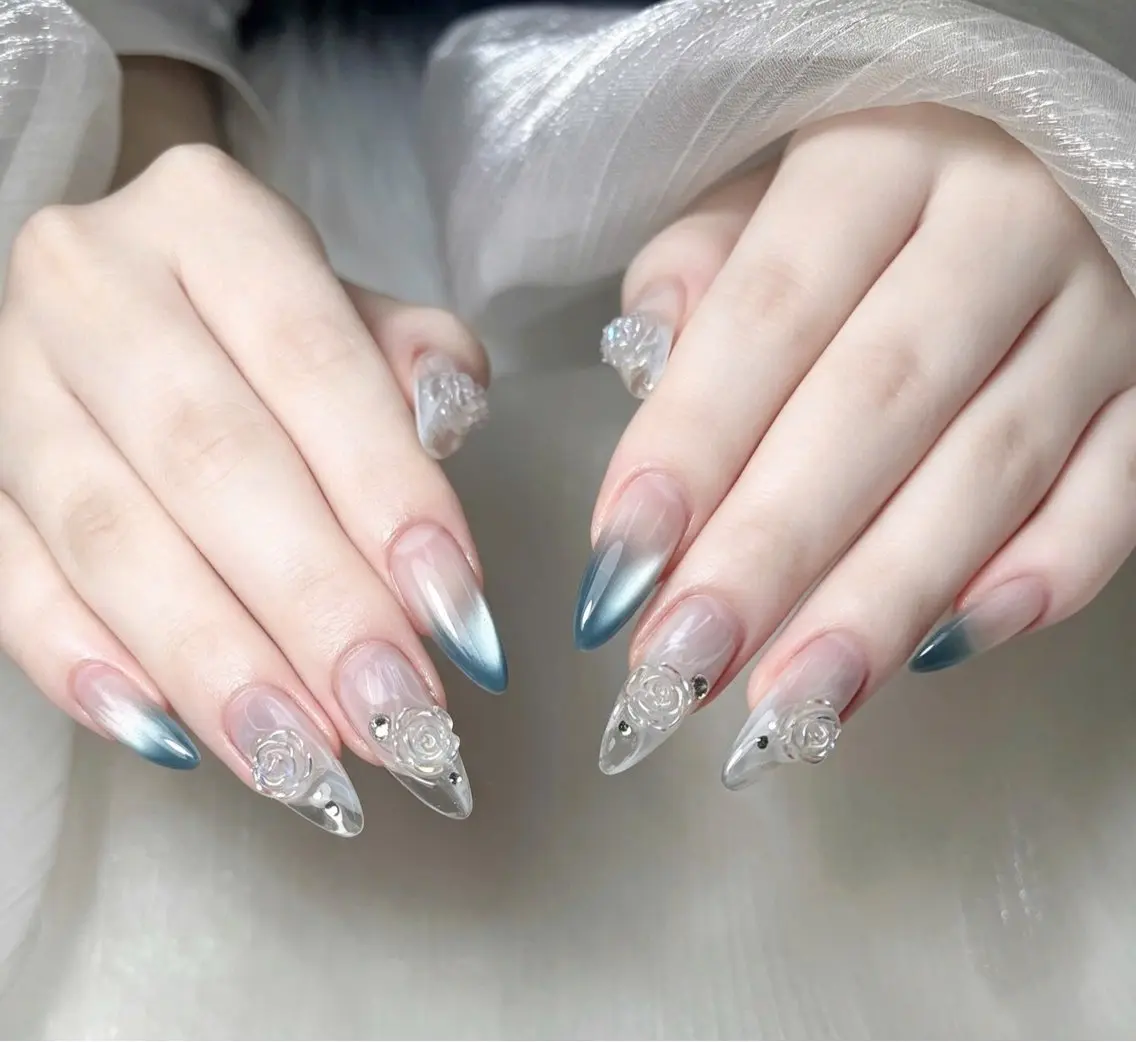 ネイル 長さ出し フラワーネイル 韓国ネイル ロングネイル ネイルチップ ハンドネイル ハンドケア NEM nail 京都店のネイルデザイン
