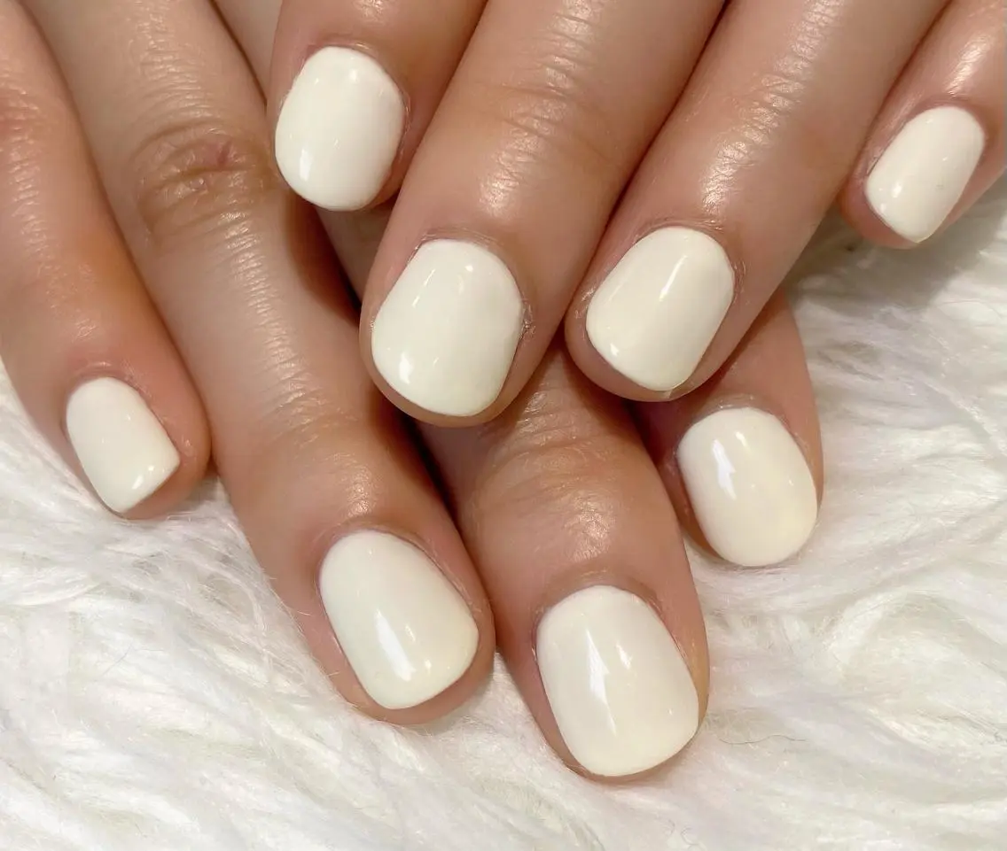 ネイル ワンカラーネイル シンプルネイル ハンドネイル Ayuminail& eyelash.内藤のネイルデザイン