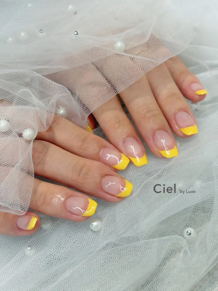 ネイル フレンチネイル 黄色 ハンドネイル Cielbyluxe Handoのネイルデザイン