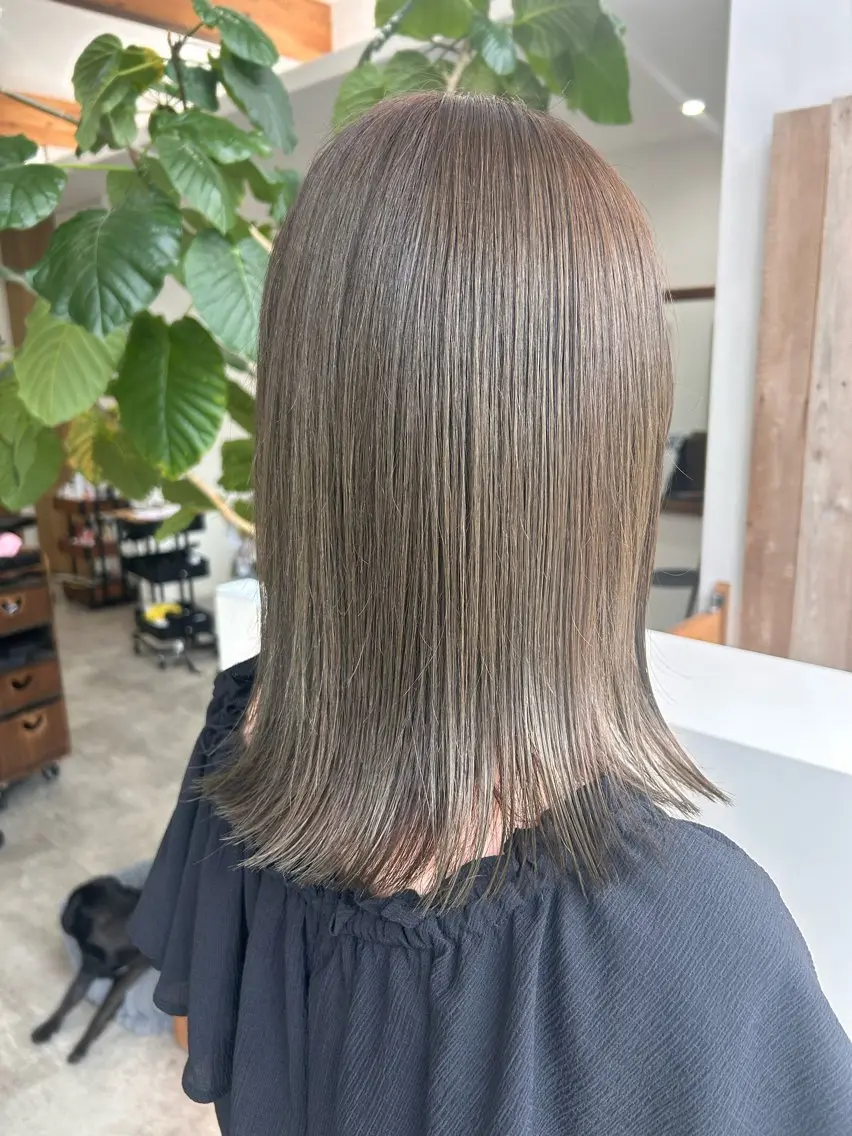 ミディアム カラー 透明感カラー 伸ばしかけ カット ヘアカラー トリートメント SOL _nagisa.のヘアスタイル