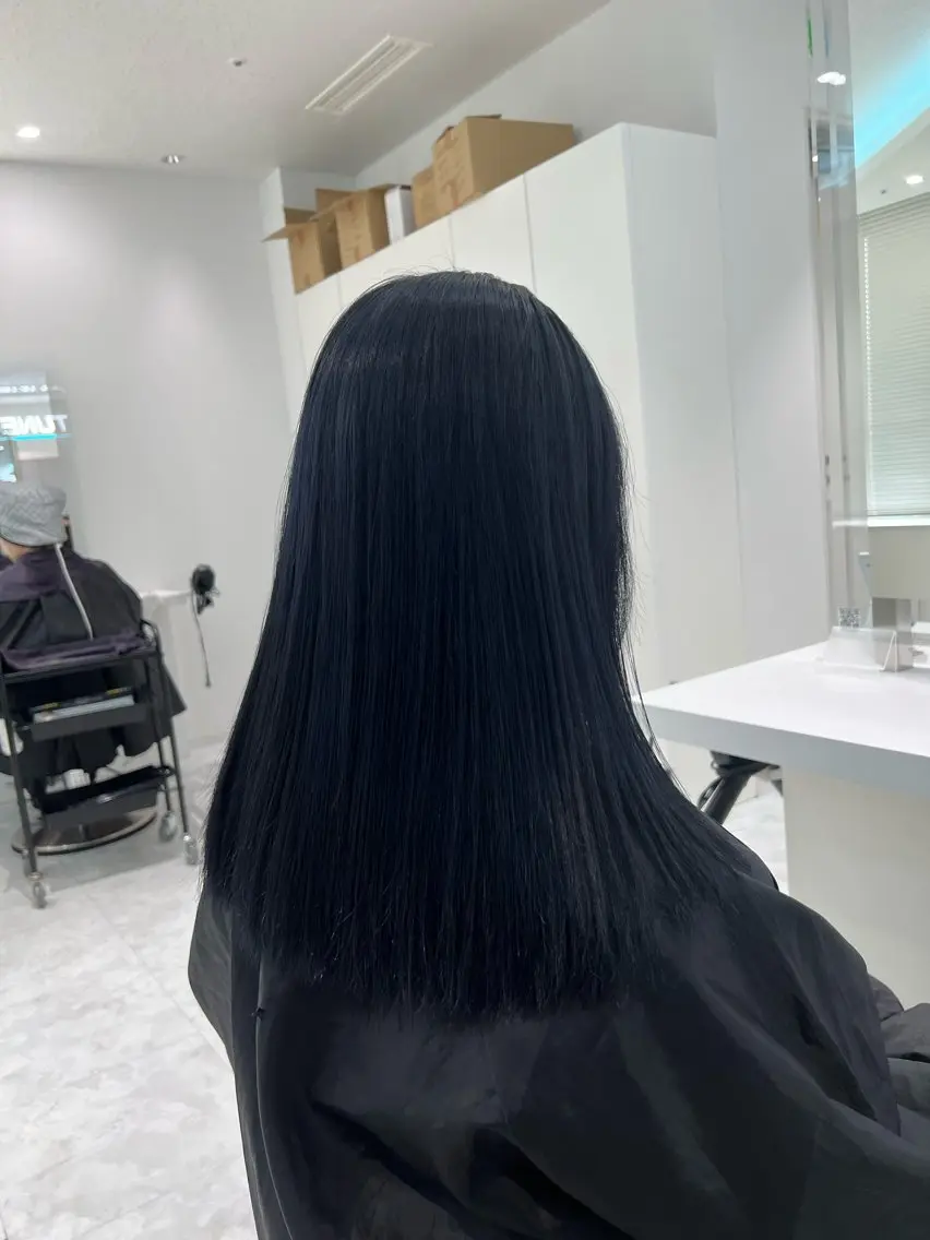 ロング カラー ブルーカラー ネイビーカラー 髪質改善 トリートメント ヘアカラー トリートメント ヘッドスパ ヘアセット ブリーチなし特化 美容師💖SAE💖のヘアスタイル
