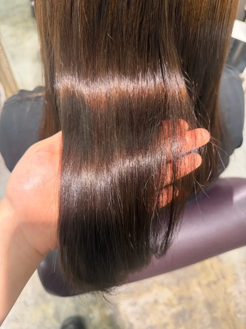 ミディアム ヘアカラー ユ ウカのヘアスタイル