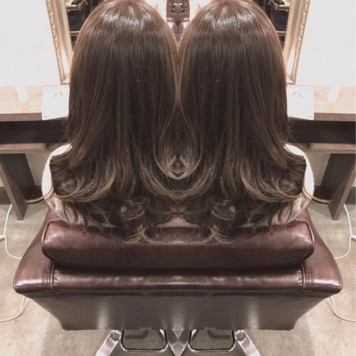 セミロング カラー レイヤーカット匠 イソザキノリユキのヘアスタイル