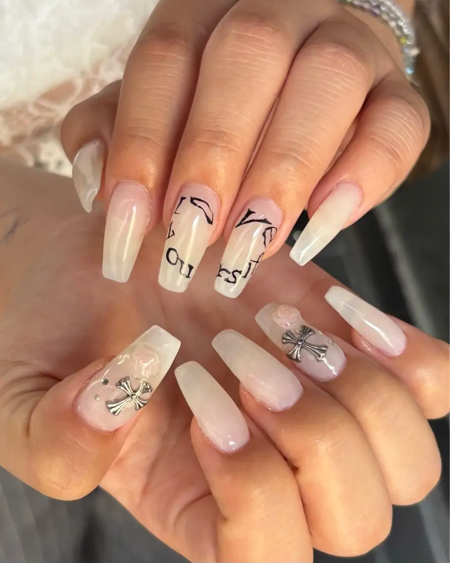 ネイル ハンドネイル 🪐富島彩夏 /海外nail🪐のネイルデザイン