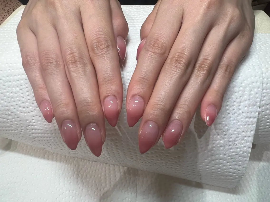 ネイル ROY 心斎橋🌷 Naraのネイルデザイン