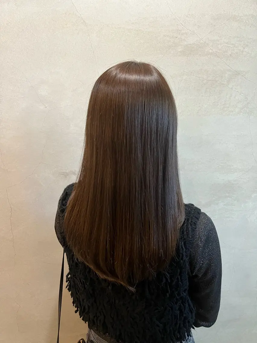 ロング カラー ブラウンカラー 山根 桜のヘアスタイル