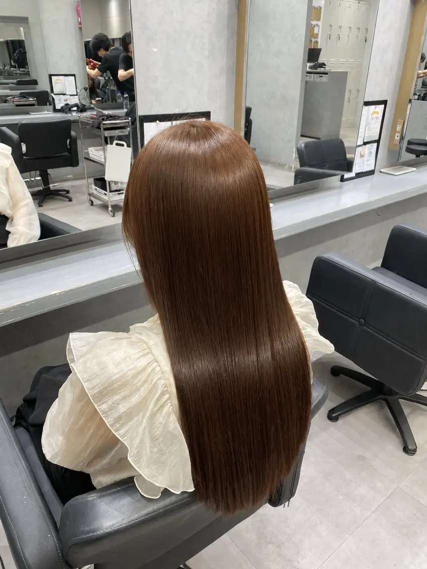 ロング カラー ヘアカラー トリートメント 【elyts】 MISAKIのヘアスタイル
