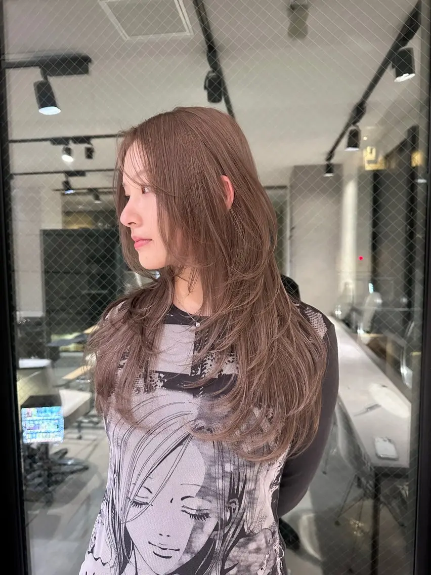ミディアム カラー ヘアアレンジ ヘアカラー トリートメント くれは/ブリーチ/ハ イトーン/透明感のヘアスタイル