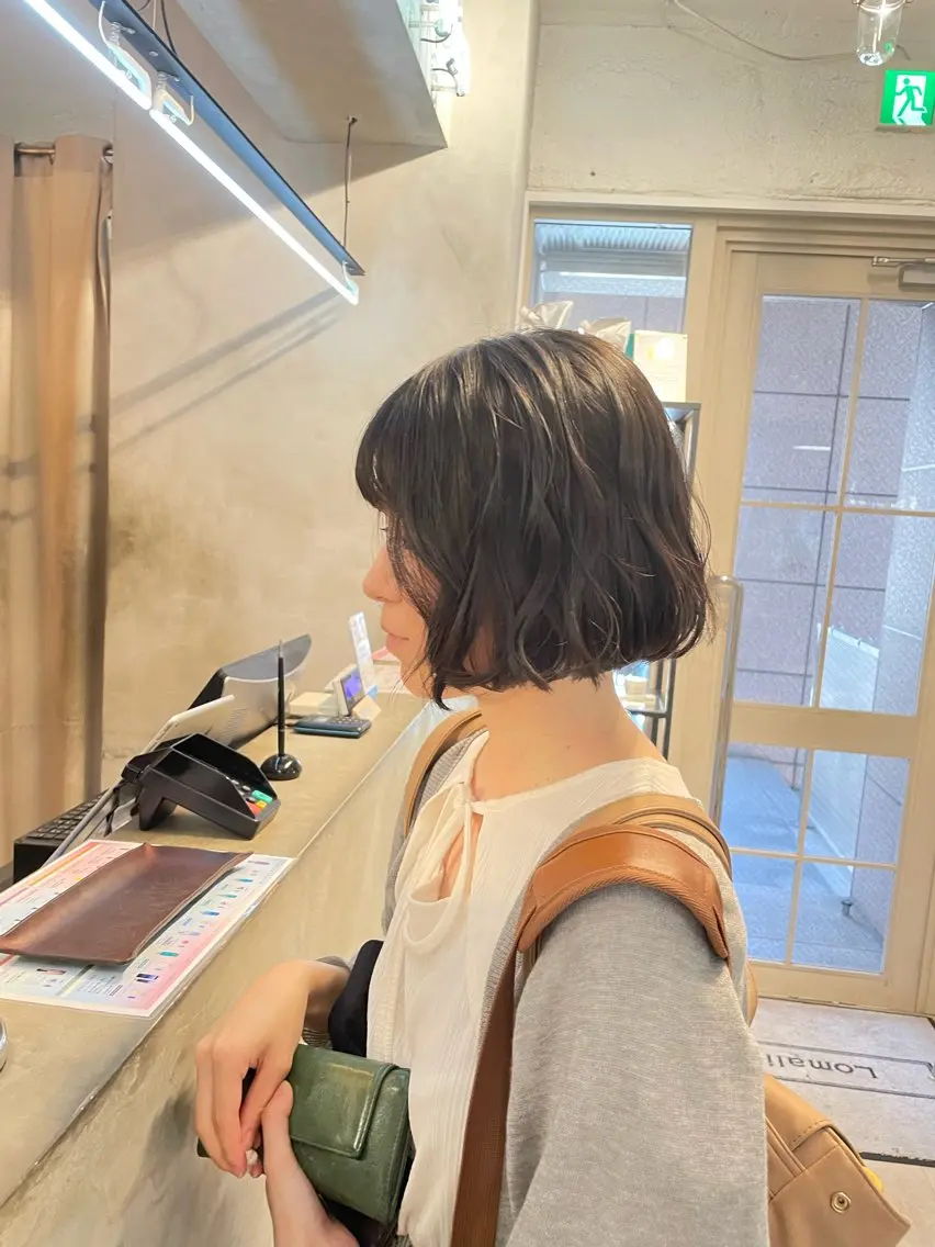 ショート カット トリートメント ミルクティー× グレージュMOMOのヘアスタイル