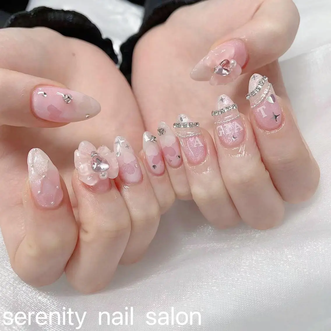 ネイル ハンドネイル ハンドケア ✨Serenity Nail salonのネイルデザイン