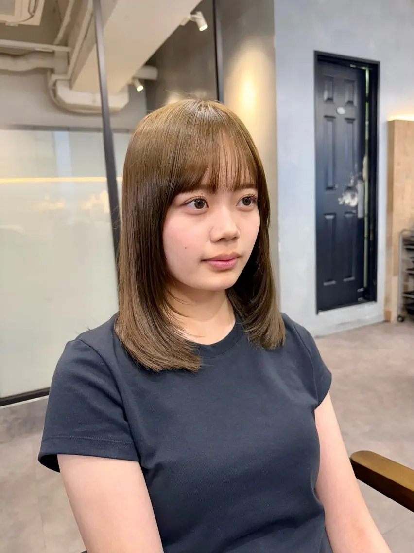 ミディアム カラー カット ヘアカラー トリートメント 色気レイヤー& ショートはお任せ🌟のヘアスタイル