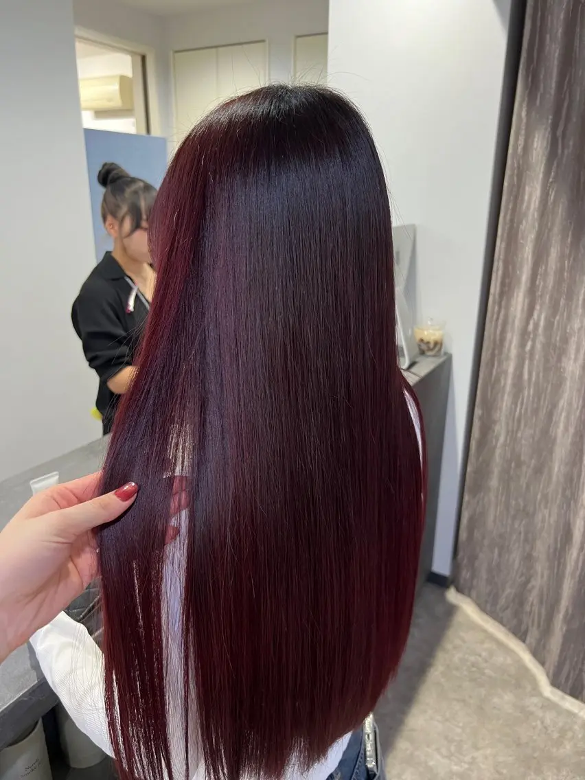 ロング 宮城 萌のヘアスタイル