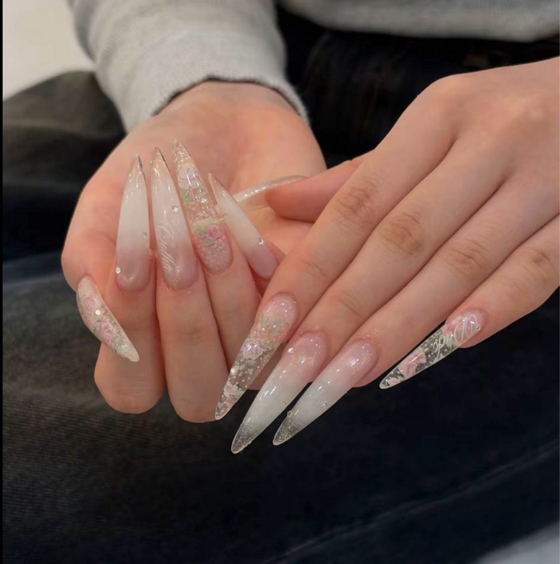 ネイル ハンドネイル NiJi Nailsのネイルデザイン