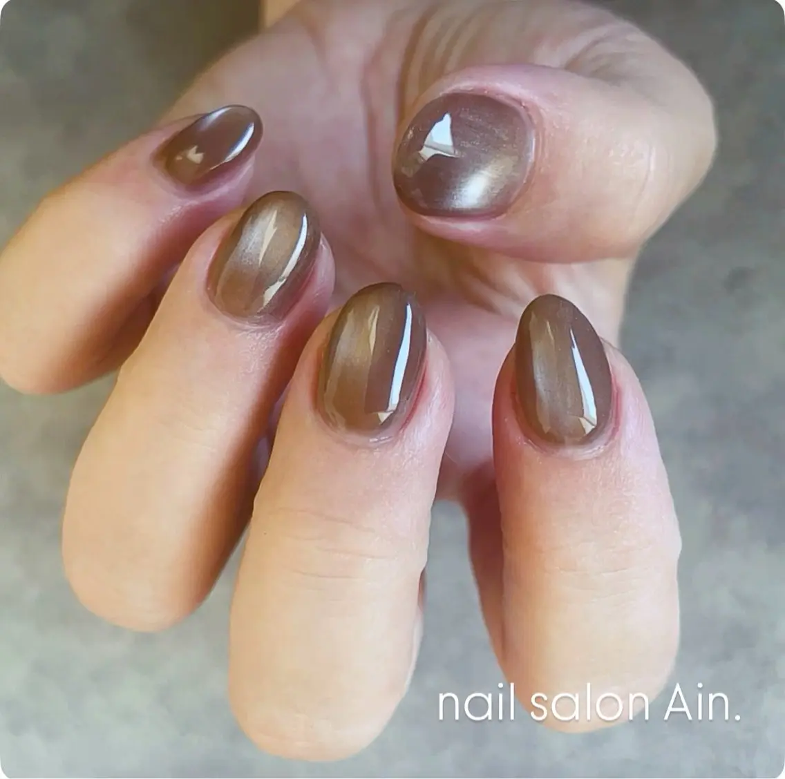 ネイル ブラウン マグネットネイル シンプルネイル ハンドネイル nail salon Ain.のネイルデザイン