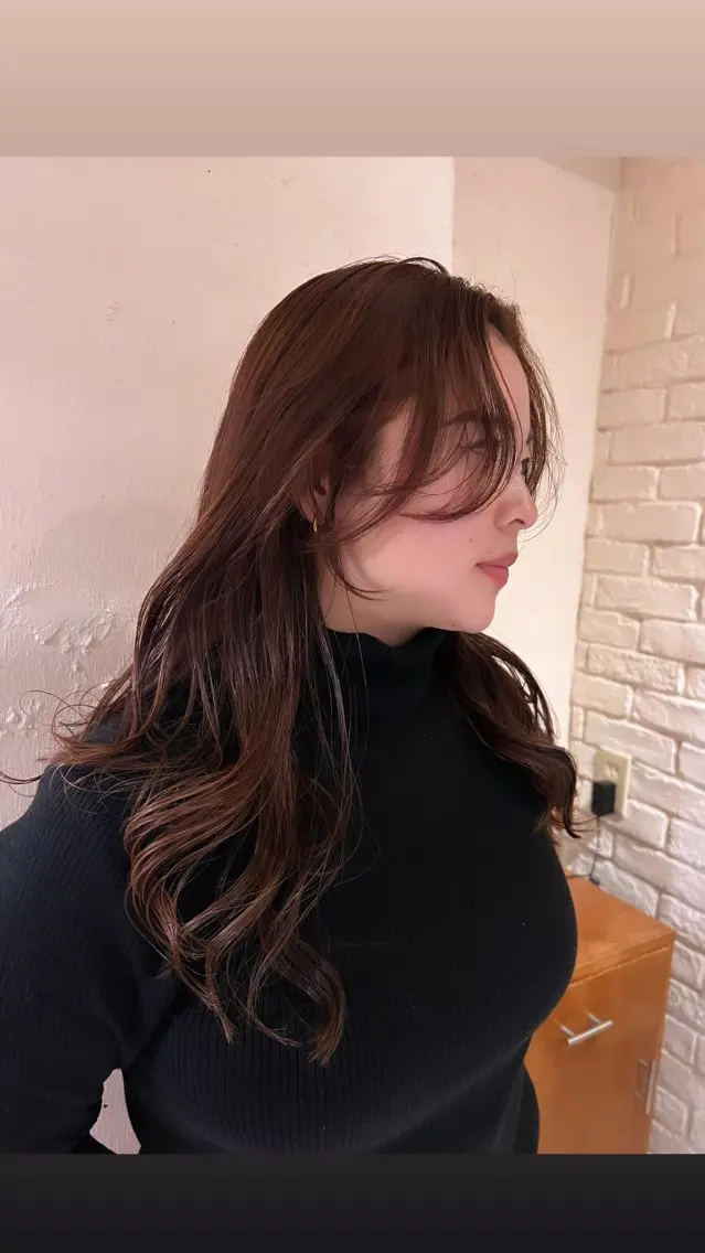 セミロング カラー ヘアアレンジ 顔まわりレイヤー 顔周りカット レイヤーカット RINKA.まつパ/ LED可/マツエクのマツエク・マツパデザイン