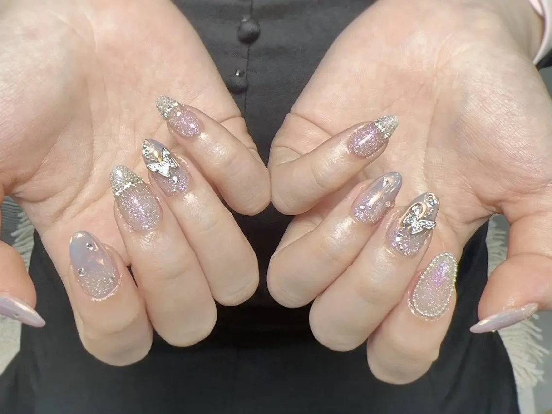 ネイル クリアネイル フラッシュネイル フットネイル フレンチネイル ジェルネイル ハンドネイル UM Nail Salonのネイルデザイン