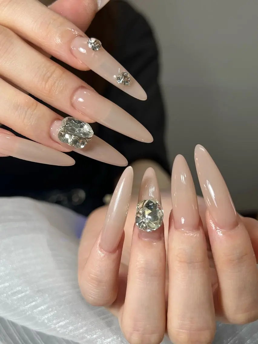 ネイル ハンドネイル Luna Gladeのネイルデザイン