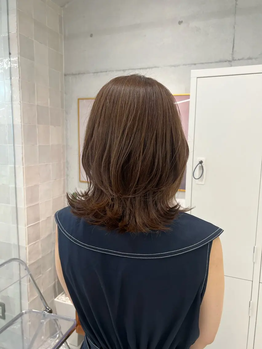 ミディアム カラー ボブレイヤー ベージュカラー ブリーチ 透明感カラー ブリーチなしカラー カット ヘアカラー トリートメント 韓国ヘア☁️ mitsukiのヘアスタイル