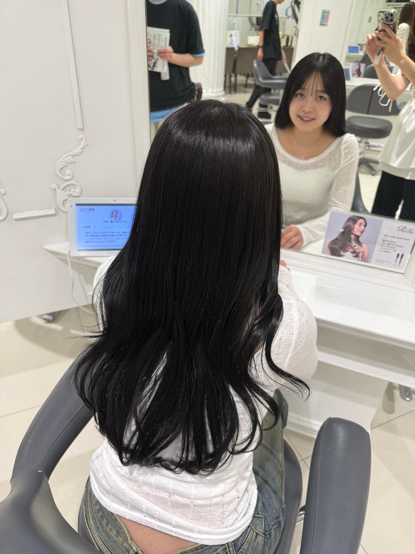 ロング ケアカラー 髪質改善 中村 日南のヘアスタイル