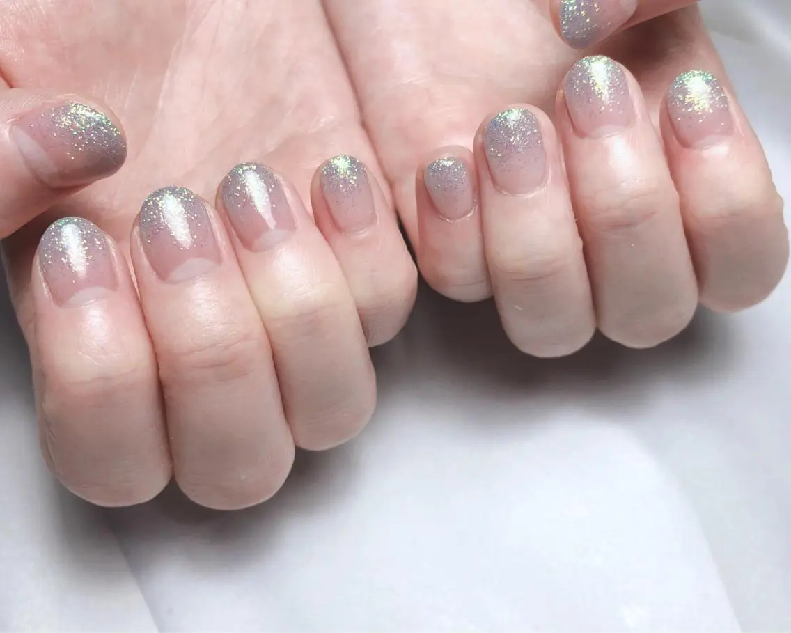 ネイル ラメ(グリッター) ラメグラデーション ハンドネイル saki_ nail heronのネイルデザイン