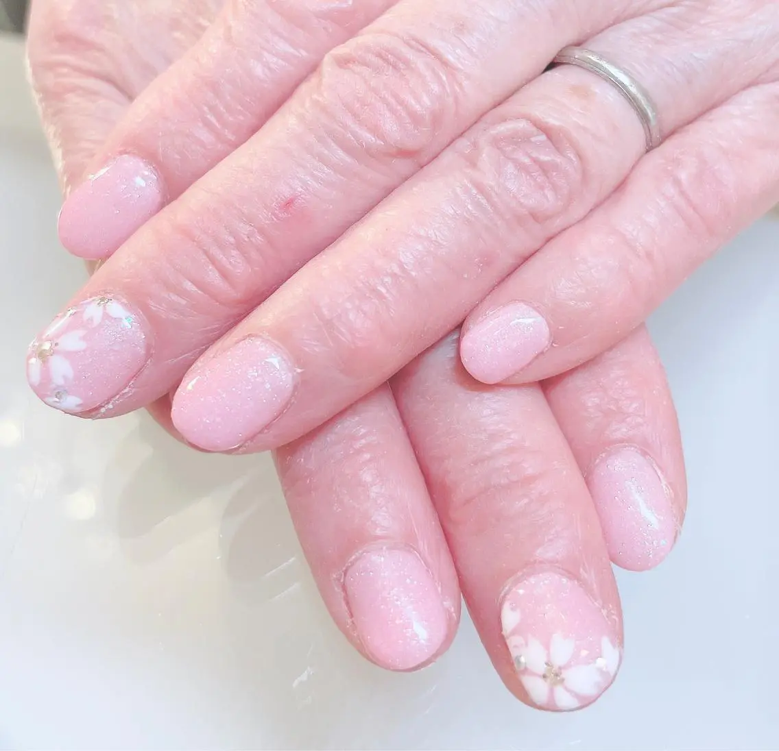 ネイル 桜ネイル ハンドネイル Nail room Lunaのネイルデザイン