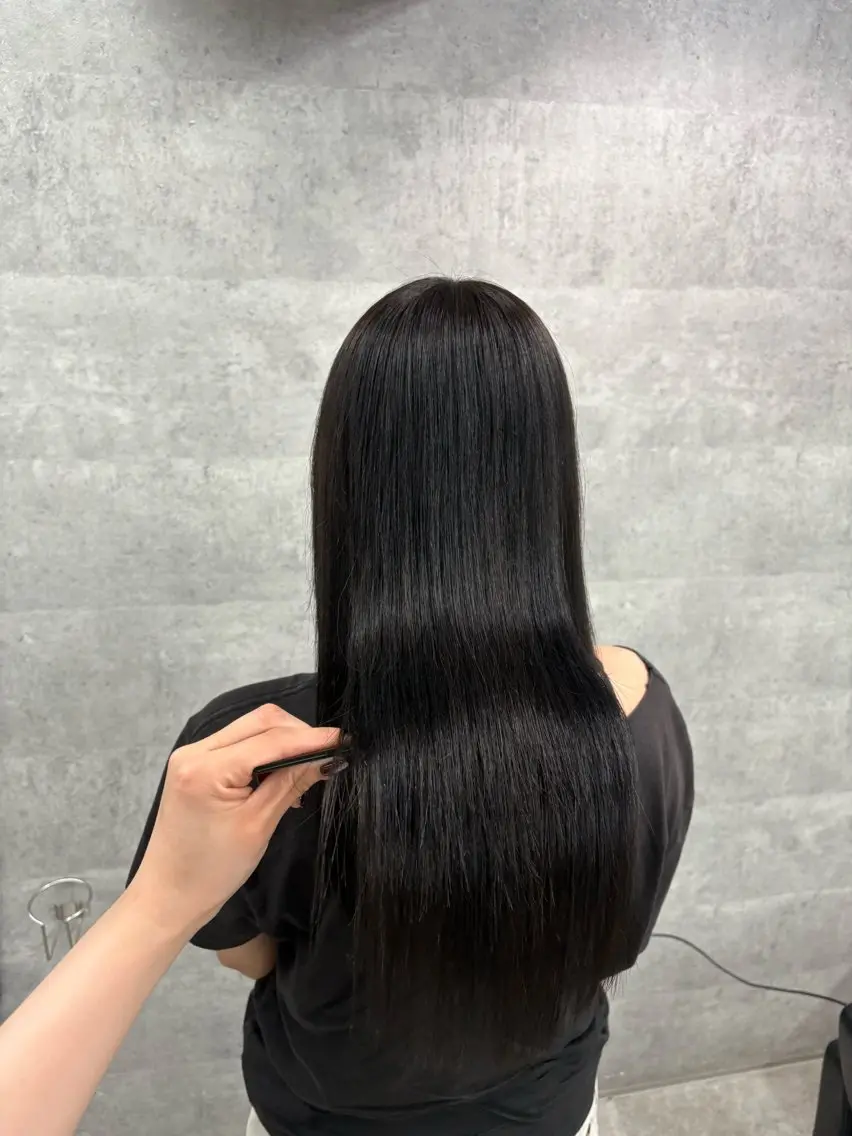 ロング カット ヘアカラー 縮毛矯正 髪質改善ストレート/ 透明感カラー🥣🤍のヘアスタイル