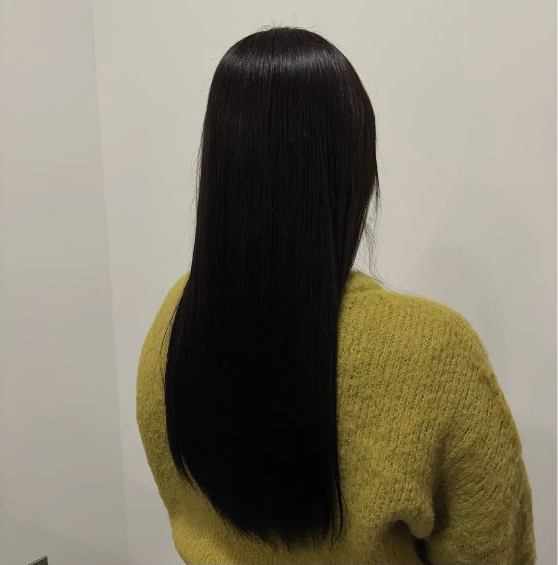 ロング ヘアカラー 小嶋 咲輝のヘアスタイル