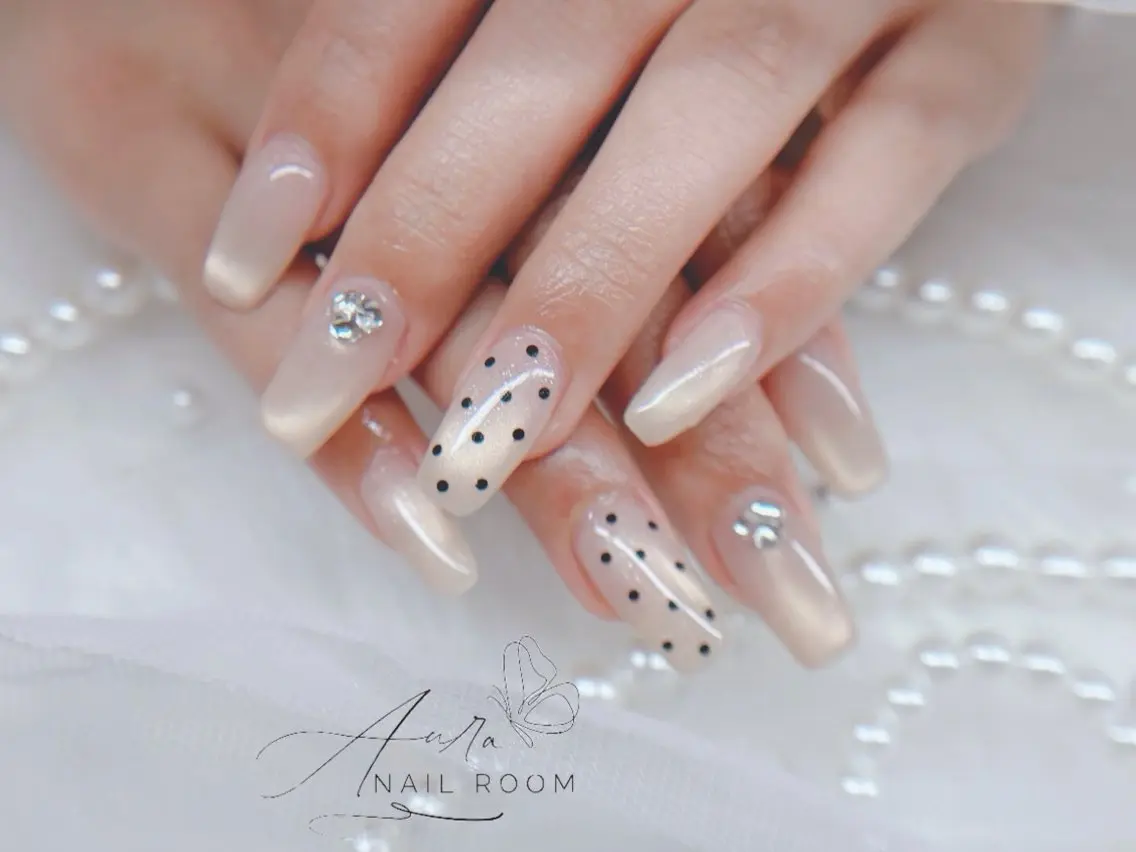 ネイル Aura Nail Roomのネイルデザイン