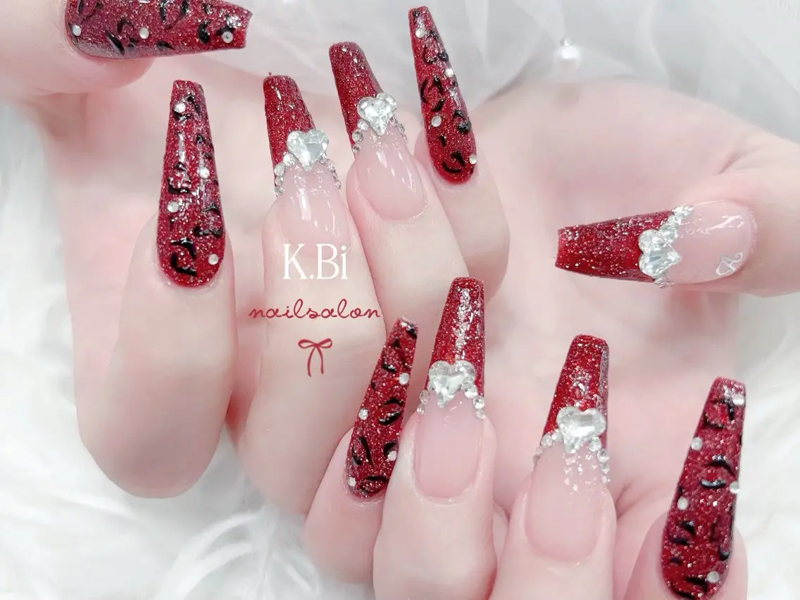 ハンドネイル k.bi nailsalonのネイルデザイン