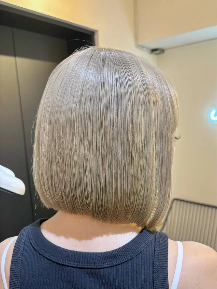 ショート カラー ベージュカラー ブリーチ ケアブリーチ ダブルカラー ハイトーンカラー カット ヘアカラー トリートメント 艶ピンク*ヘアセット 🌙shioriのヘアスタイル