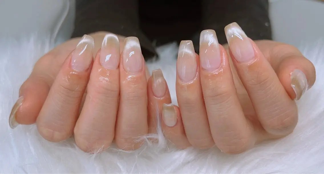 ネイル フットネイル フレンチネイル 韓国ネイル ロングネイル マグネットネイル Lee _nailのネイルデザイン