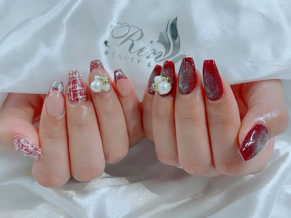 ネイル 成人式 ロングネイル ネイルチップ ハンドネイル Rin Nail 新大久保店のネイルデザイン