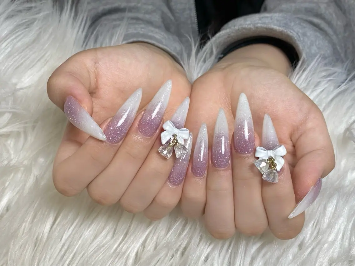 ネイル フレンチネイル 韓国ネイル マグネットネイル ニュアンスネイル オフィスネイル ハンドネイル Hi beauty 渋谷のネイルデザイン