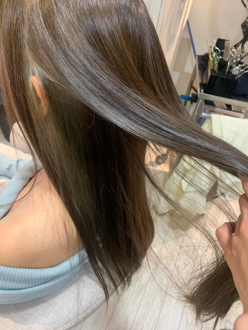 カラー イヤリングカラー 竹田 夏菜のヘアスタイル