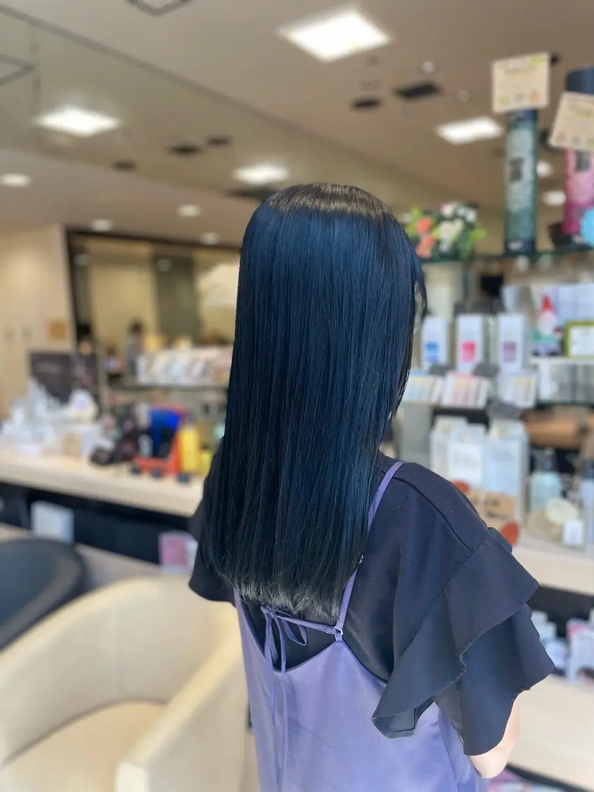 セミロング カラー 黒髪 ブルーカラー ブルーブラック クロスパーマ/うる艶 カラー/Kurumiのヘアスタイル