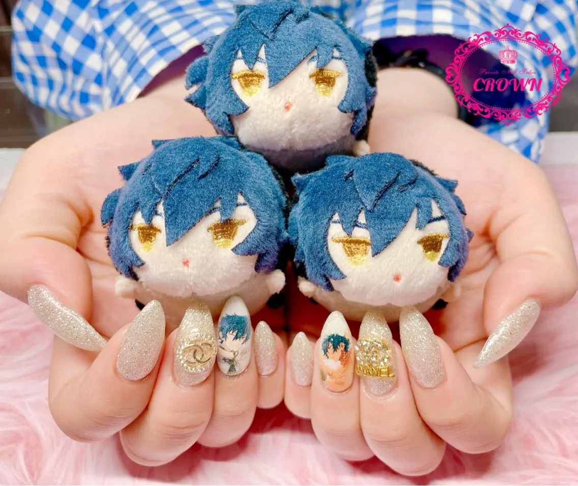 ネイル CROWN プライベートサロンのネイルデザイン
