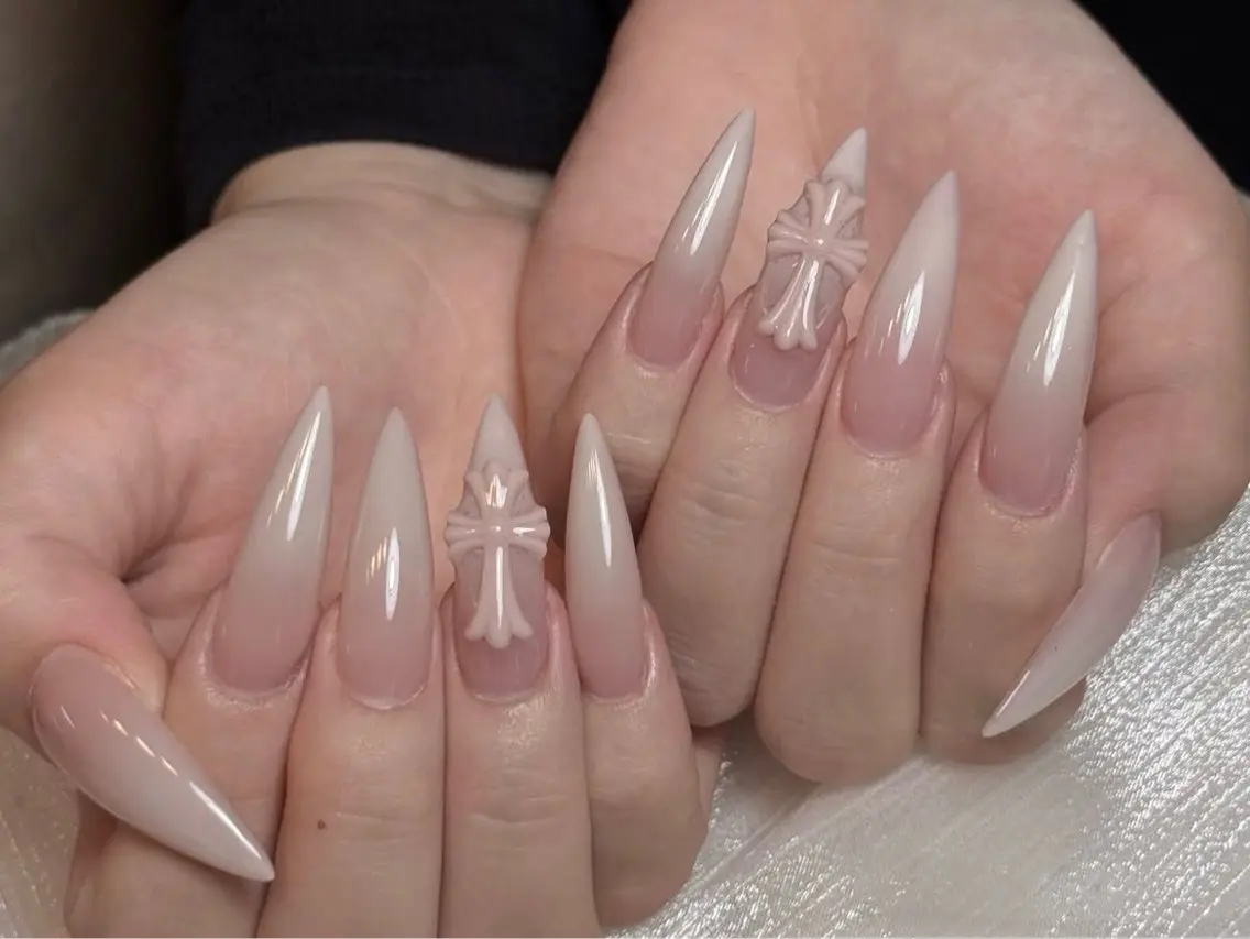 ネイル チークネイル 長さ出し フレンチネイル ジェルネイル ガーリー ハンドネイル Sora  Nail Studioのネイルデザイン