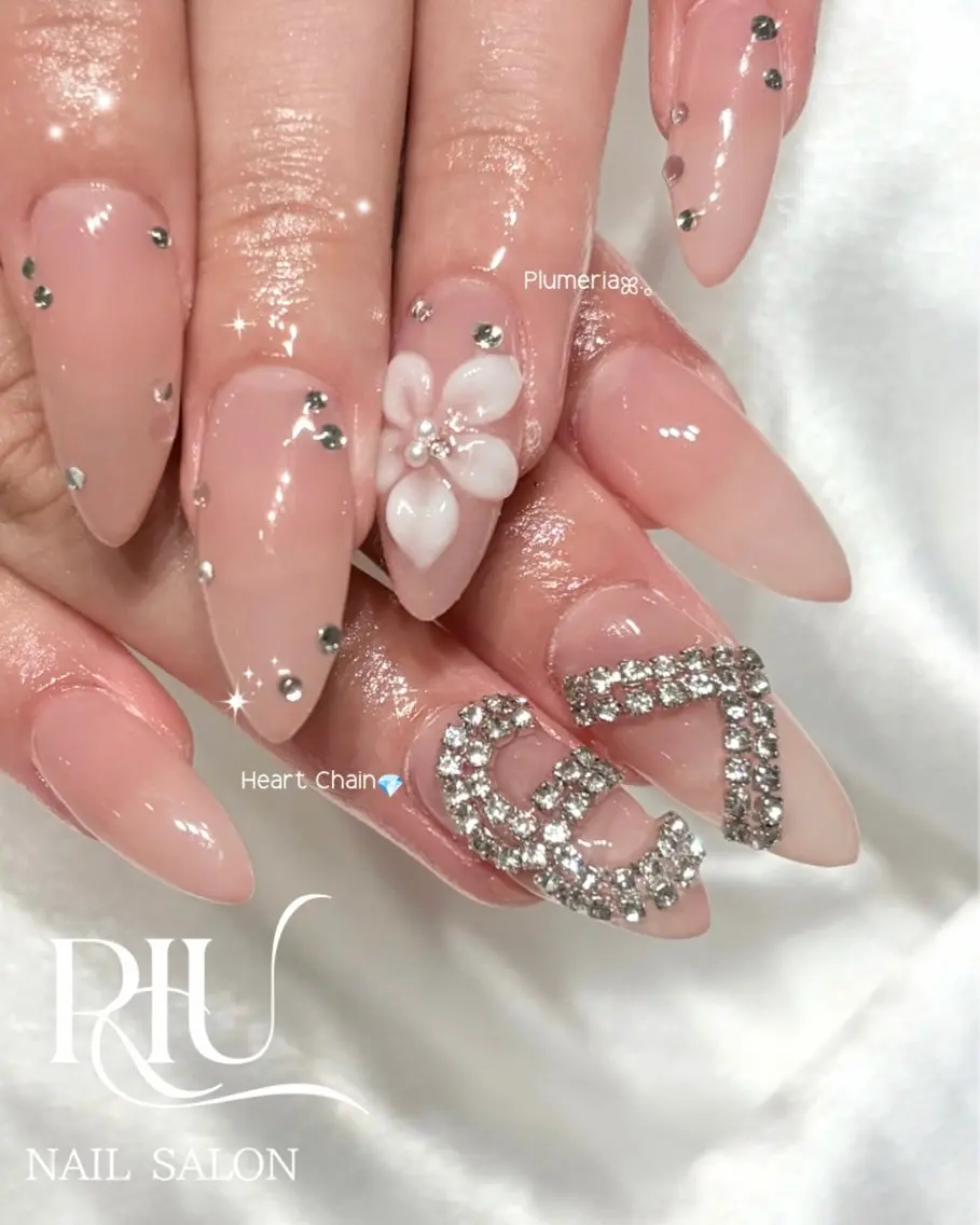 ネイル ハンドネイル RIU NAILのネイルデザイン
