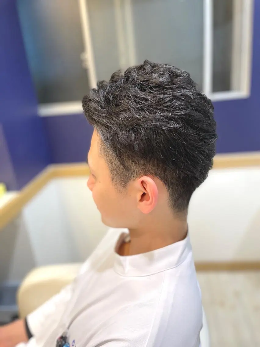 【メンズ】カット+<育毛促進&白髪抑制>極上スパ+3stepトリートメントの写真