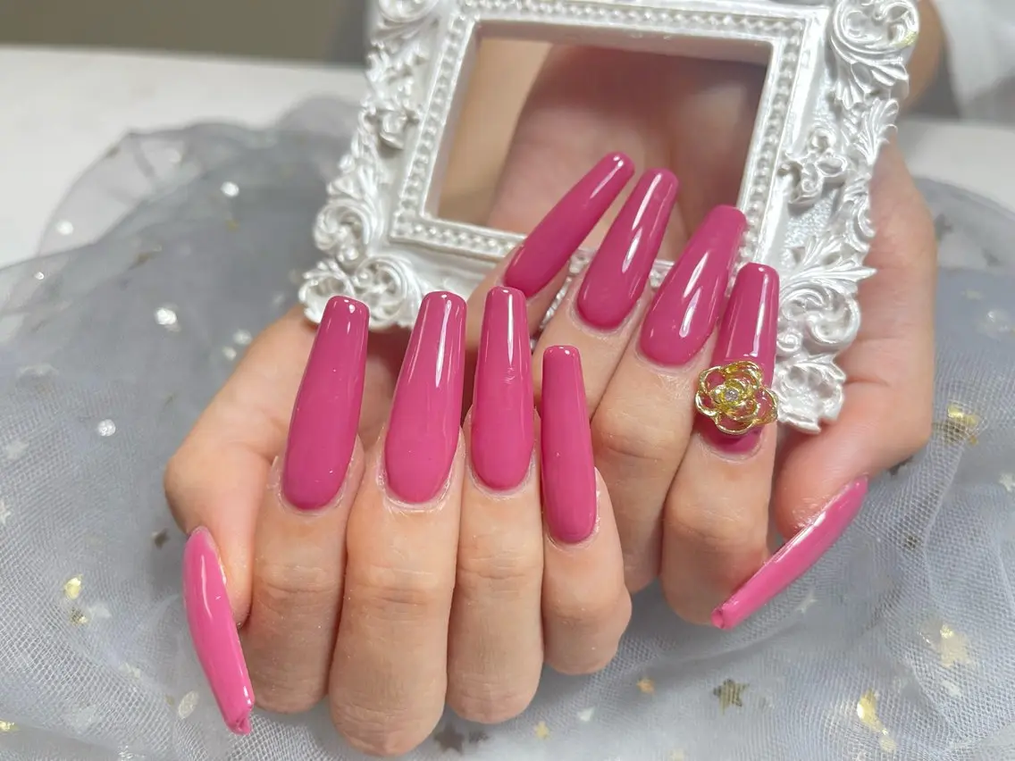 ネイル ハンドネイル 🎀ネイルサロン エクラYUI🎀のネイルデザイン
